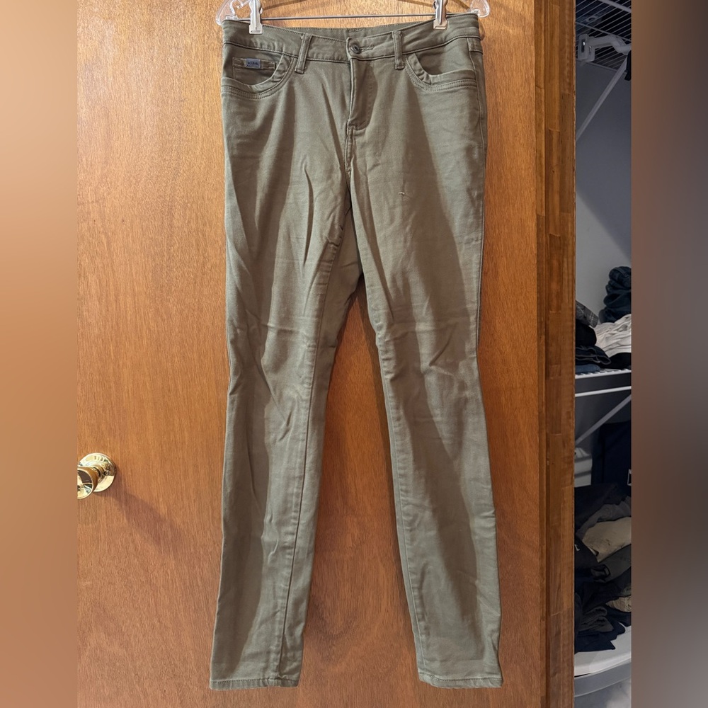 Kuhl Kontour Olive Skinny Jeans 10L